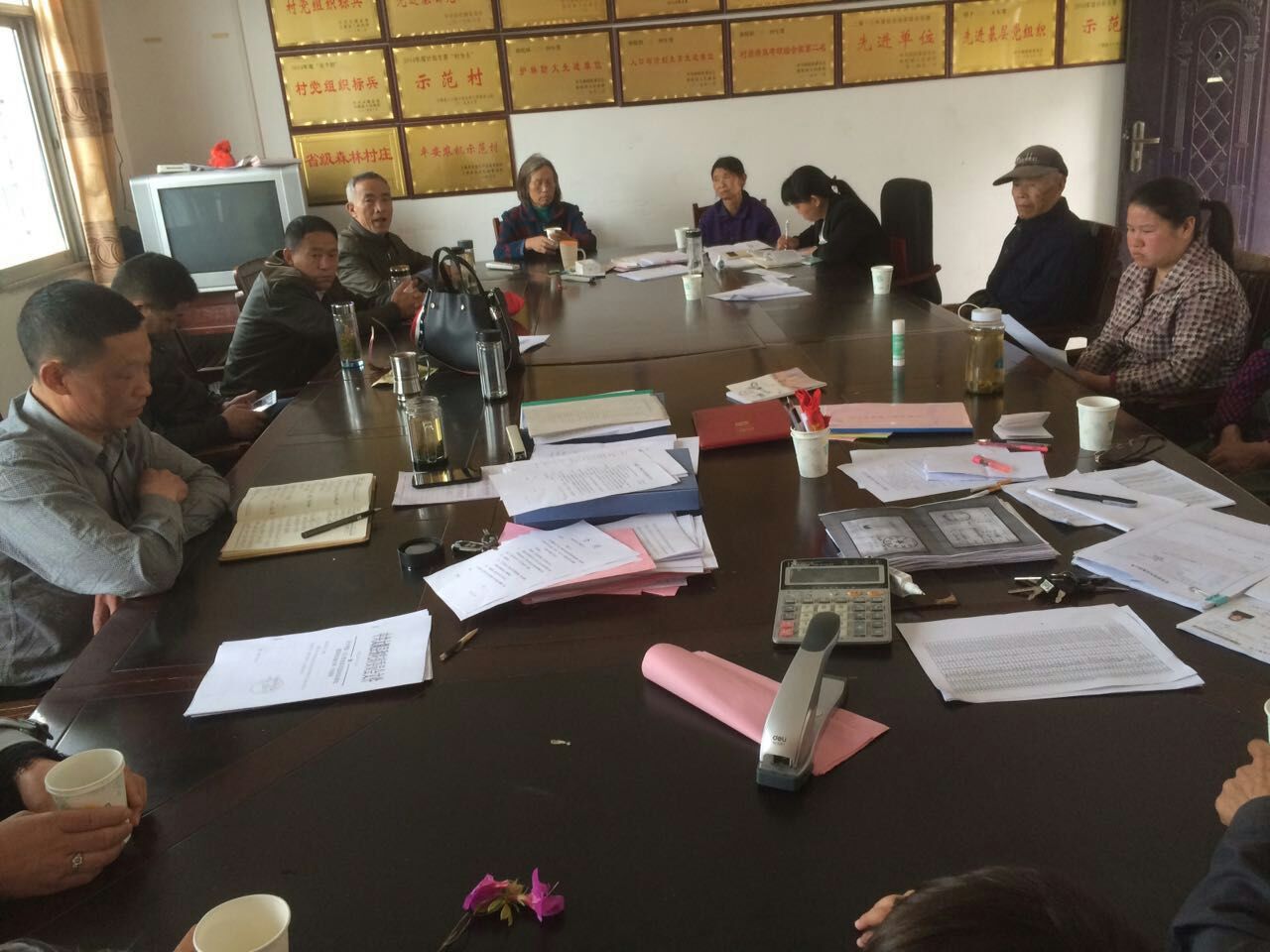 �����2016�����ط�ƶ���Ἧ