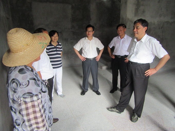 88省人大常委会副主任宋卫平一行来石霞村调研 (1).jpg